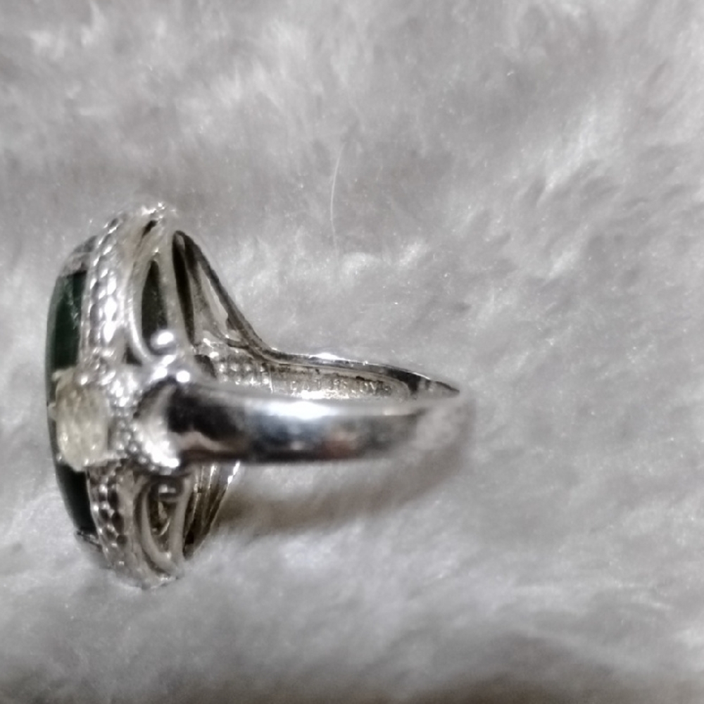Elegant Green Malichite Stone Sterling Silver Ring Size 7 Or 8 - Picture 4 of 6